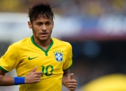 九游中国-赛场烽火录，韩国锋芒破阵，奥恰洛夫一球燃爆竞技魂