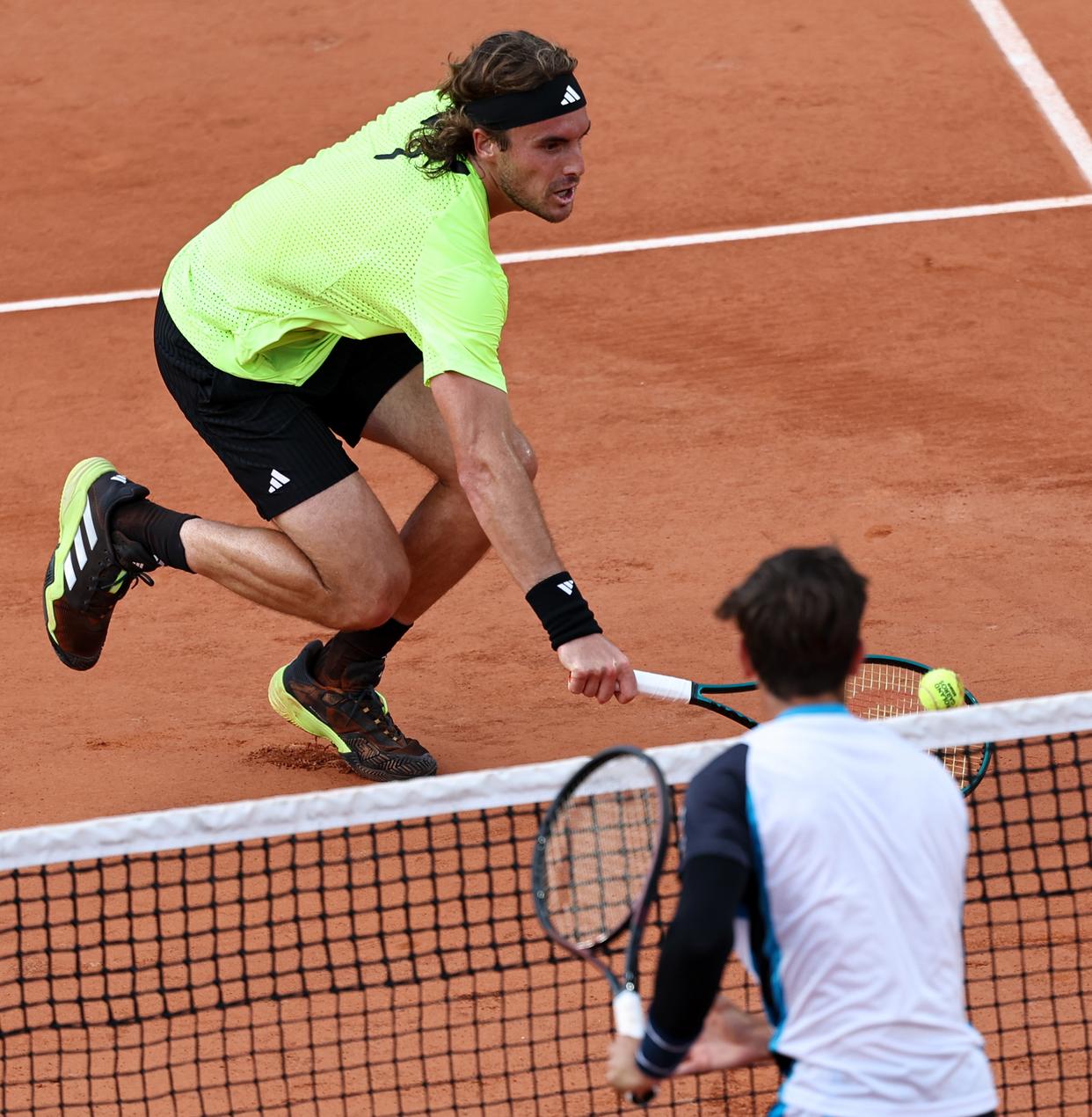 关于法国网球队碾压美国网球队,西西帕斯制霸全场的信息 关于法国网球队碾压美国网球队,西西帕斯制霸全场的信息