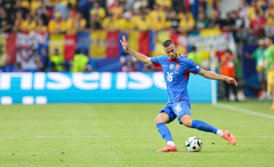 关于瑞典小胜乌克兰，斩获欧洲杯强资格的信息