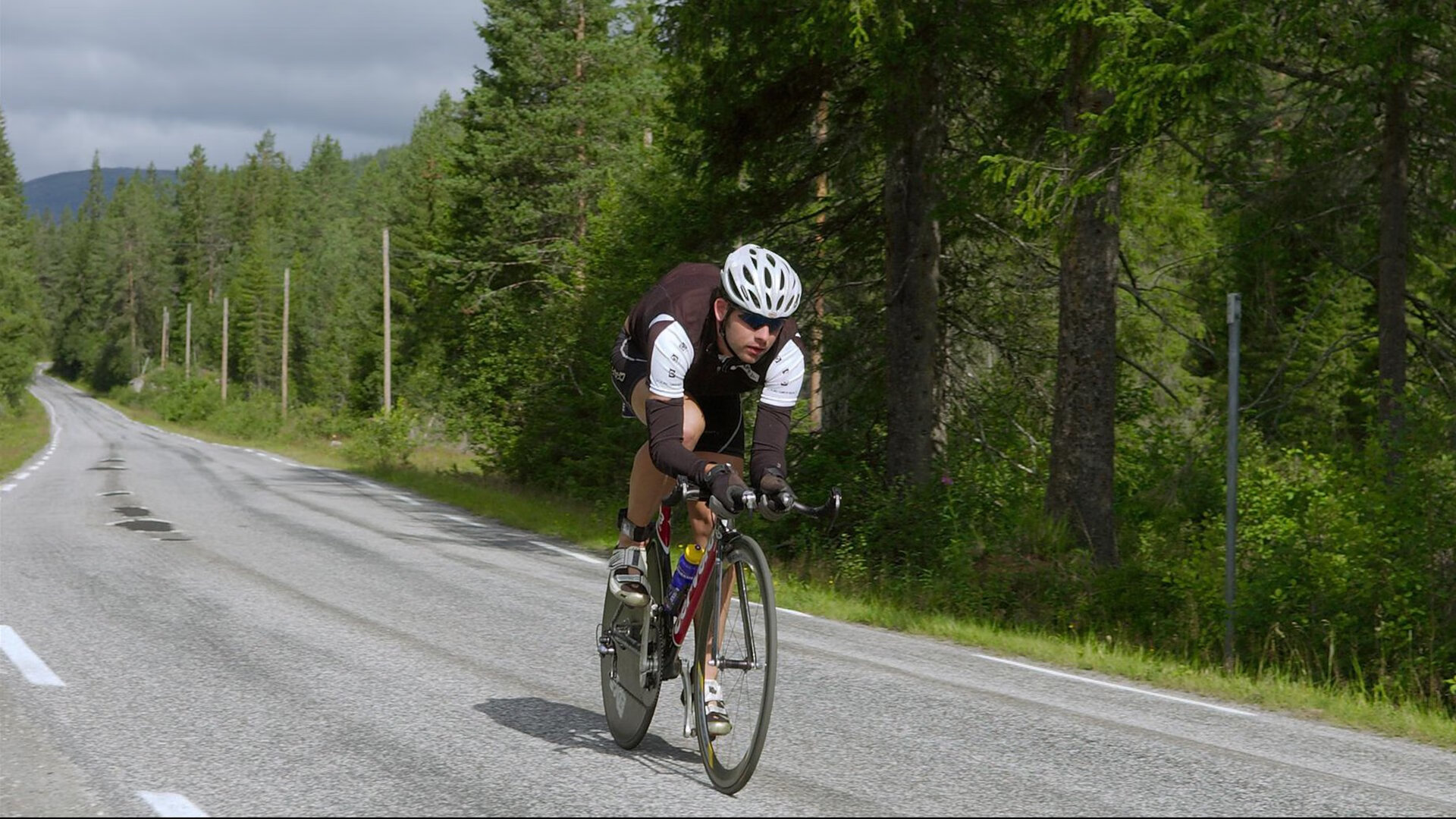 开拓者对阵骑士，霍勒迪连续得分狂潮拉开差距，奠定胜局